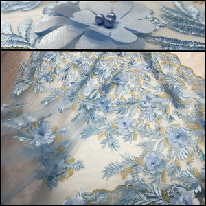 浅蓝色 3D立体绣朵朵花朵 钉珠 重工刺绣蕾丝布料 连衣裙长裙面料