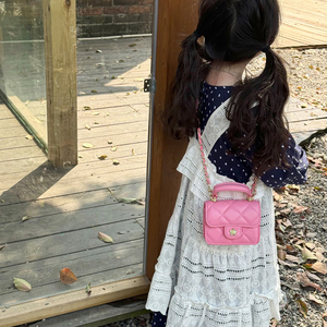 山茶花迷你小孩手提包精致小香风韩版儿童斜挂包可爱小女孩斜挎包
