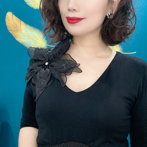 夏季新款韩版潮流花朵装饰假领子时尚百搭配裙子立体珍珠胸花装饰