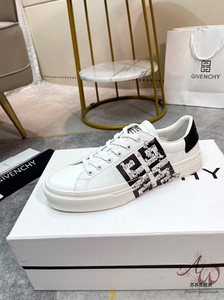 Givenchy/纪梵希 男士斑点狗印花字母logo 运动休闲鞋小白鞋板鞋