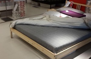 广州宜家家居国内代购*IKEA 贝托瓦得索 弹簧床垫 浅蓝色