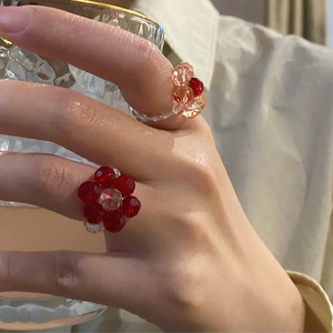 个性红色透明米珠水晶花朵编织戒指小众手工复古串珠水晶气质指环