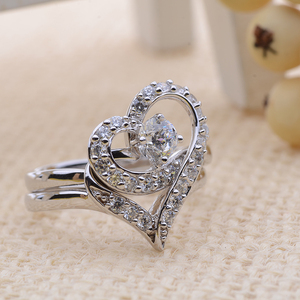 日本代购925纯银戒指女款幸福指环珠光宝气戒子一款三戴爱心指环
