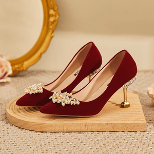 红色中式婚鞋细跟不累脚秀禾鞋优雅高级感气质订婚回门结婚高跟鞋