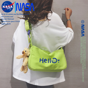NASA联名潮流斜挎包女2023新款大容量运动腰包时尚百搭单肩背包男
