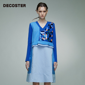 DECOSTER/德诗春季新款品牌女装时尚深蓝色宽松V领长袖针织连衣裙