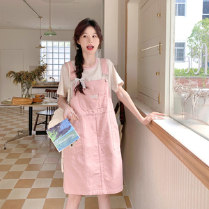 粉色小个子背带裙套装女夏季2024新款韩版可盐可甜条纹T恤两件套