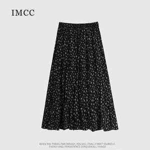 IMCC设计感小众黑色碎花半身裙春夏法式褶皱高腰中长款大摆a字裙