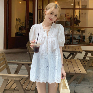 夏季女装韩版批新款发设计感泡泡短袖娃娃衫蕾丝镂空中长款衬衫潮