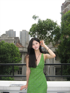 港式复古风提花绿色v领无袖连衣裙女春夏季新款氛围感修身显瘦