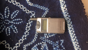 二手Sony Ericsson/索尼爱立信 z28z18经典翻盖怀旧老手机.