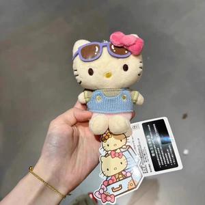 日本代购可爱毛衣hellokitty挂件毛绒kt猫包包钥匙扣公仔玩偶挂饰