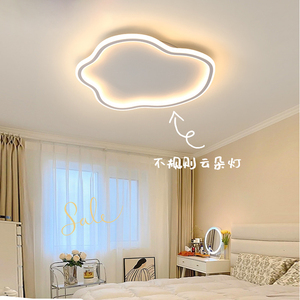 广东中山2023新款异型创意LED吸顶灯卧室餐厅客厅灯现代简约大气