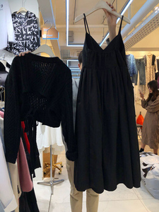 韩国东大门2024春季新款洋气V领吊带连衣裙+百搭针织毛衣两件套女