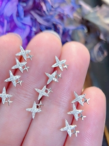 星星钻石耳钉简约精致百搭18k金钻石镶嵌气质小巧个性耳钉