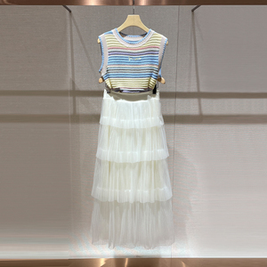 裙子套装女设计感小众高级感2024春夏新款条纹针织衫网纱裙两件套