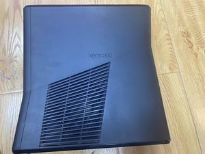 XBOX360二手  SLIM KINECT体感游戏主机 双45 XBOX360S