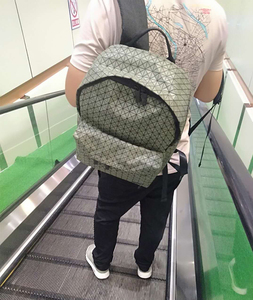 三宅书包几何菱格大容量朱一龙同款双肩包男女硅胶旅游背包日本