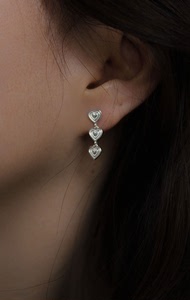 现货自制韩国 925银针 jullia heart 三颗爱心耳钉耳环设计高级感