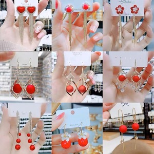 韩国简约大红色珍珠耳环女长款时尚气质百搭新年耳钉个性网红饰品
