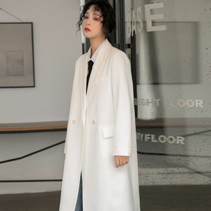 白色中长款西装领气质风衣女2024今年流行的春季新款韩版大衣外套