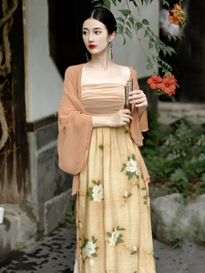 新中式古装汉服女春夏国风汉元素裙子改良吊带连衣裙日常三件套装