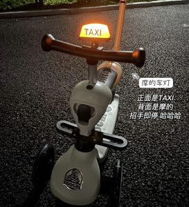 儿童自行滑板车成人电动车把手夜晚骑行警示灯牌Taxi摩的搞笑字样