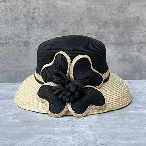 贵妇花朵大檐灯罩麦杆草帽女夏季出游圆顶遮阳帽赫本风优雅礼帽