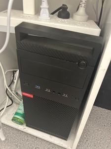 办公电脑配套一套，飞利普显示器27寸，➕音响一起。很顺滑，用