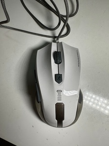JiZZ极智G1850狂战士鼠标。按键正常功能正常。