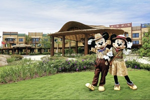 4月香港迪斯尼 实名入住 香港迪士尼探索家度假酒店代订 双床
