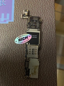 苹果5s主板，A1530金色不开机，有id，有过维修当配件出
