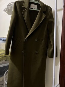 mecity军绿羊毛大衣，中长款，修身版型，九成新，160-