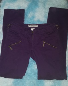 唐狮 辣妹复古直筒工装修身紫色中低腰长裤，没拍出它的美，料子