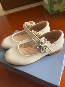 龙子太郎RYUKOTARO女童皮鞋，正品白色195mm，只试