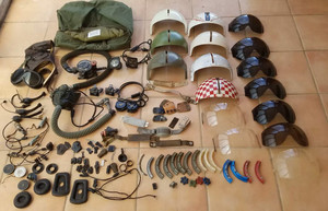 韩战越战美军飞行头盔配件一大堆，60 70年代为主