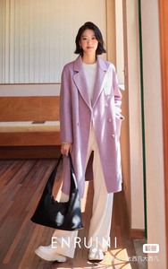 恩瑞妮绵羊毛大衣 特别好看的紫色 全新 L 胸围108 衣长