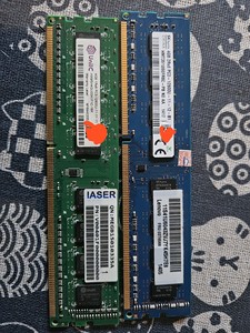 ddr3 4g内存条＊2，一条紫光，一条海力士，一起打包出