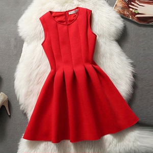 红裙子加针织外套汤唯同款，xxxl最大能穿到150斤，吊牌都