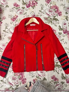 女神新衣林珍娜同款毛呢大衣，正红色，全店两件包邮，二手商品不