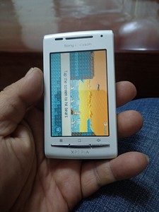 索尼爱立信E15i手机，带电池，测试正常，外观如图，售出不退