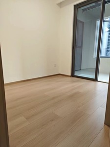 福人地板复合实木地板环保级别ENF，厚度1.5厘米，瓷砖跟地