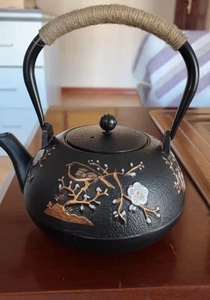 【2折出售】全新日本进口铁壶烧水壶煮茶壶纯手工铸铁壶无涂层生