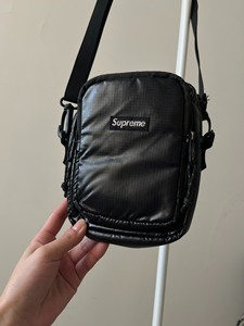 spureme shoulder bag box logo