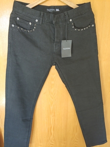 华伦天奴06系列休闲牛仔裤，意大利产，腰围84cm，裤长98