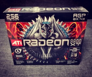 ATI 镭龙™ RADEON 9800XT，性能吊打RX 7