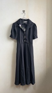 包邮出全新：黑色刺绣西装领爱心扣短袖长裙夏季连衣裙女