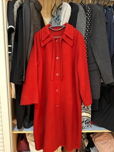 韩国货 偏枣红色中长款双面尼大衣 上身偏A 字版型 很韩国欧
