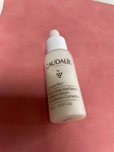 Caudalie欧缇丽美白淡斑精华液10ml葡萄籽臻美焕白提