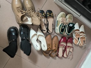 爱依服，ZARA，UR，回力，仙诗品牌鞋子靴子。便宜出都是只